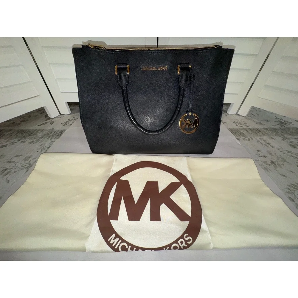 Michael Kors Savannah Satchel Women Black Saffiano Leather Gold Hardware Large - Picture 2 of 11